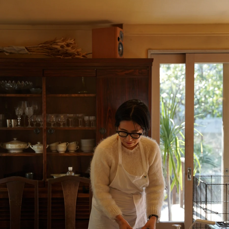 作業中の織衣さん